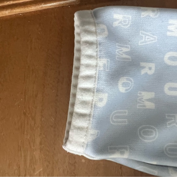 Under Armour Cold Gear Girls Yth Large Hooded Sweatshirt, pale blue UA letters - Picture 8 of 8